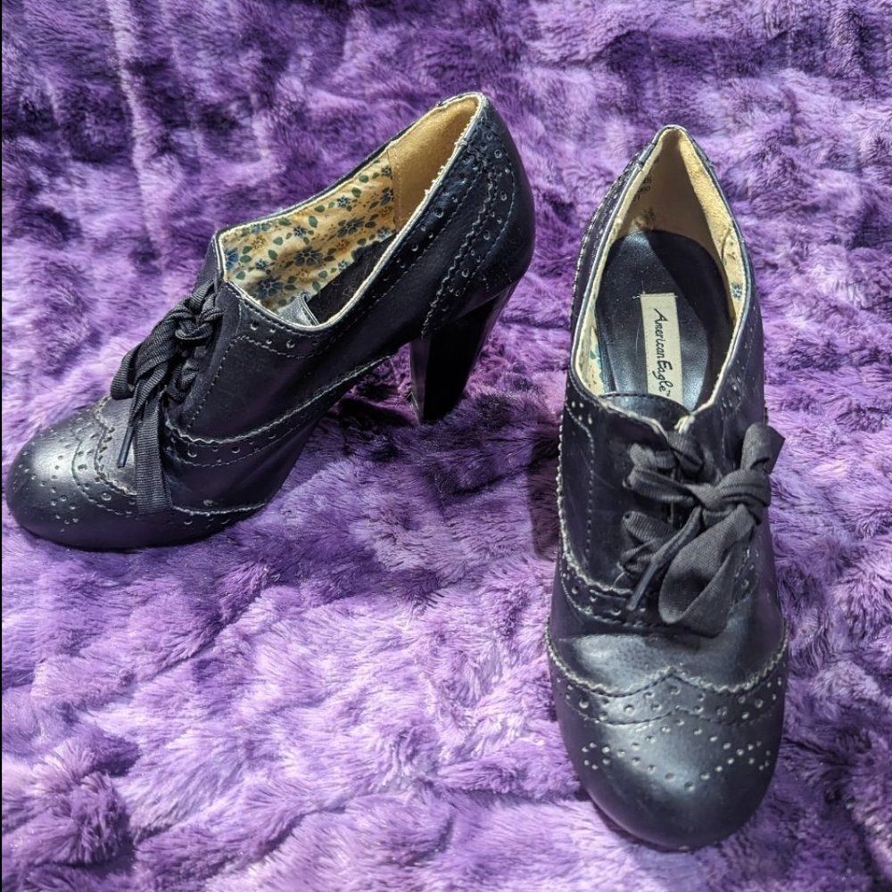 American Eagle Black Heel Booties